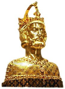 Il Busto di Carlo Magno, il reliquiario che accolse le spoglie dell'imperatore quando il Barbarossa le spostò dal Sarcofago di Proserpina