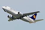 avion biréacteur en vol, aux couleurs de Lufthansa.