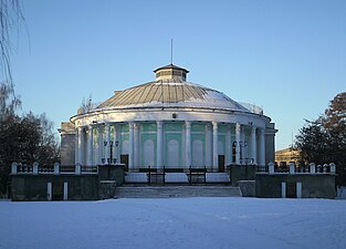 Дворец культуры им. Пушкина (на данный момент дом молитв).