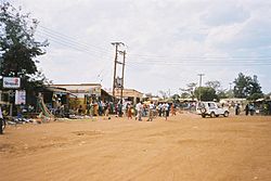 Eine Straße im Ort