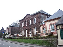 The town hall in Nolléval