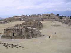 Monte Alban, ville prehispanique