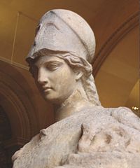 アテナ像、ローマ帝政期、1世紀頃の作。ルーブル美術館蔵。