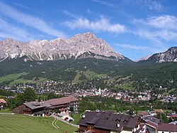 Pohled na Cortinu d'Ampezzo