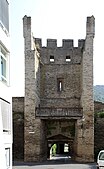 Hospitalturm, stadtseitiger Schalenturm