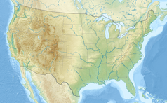 Mapa konturowa Stanów Zjednoczonych, u góry po prawej znajduje się owalna plamka nieco zaostrzona i wystająca na lewo w swoim dolnym rogu z opisem „Ontario”