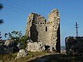 Ruínas de uma das torres de vigia da cidade.