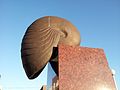 Scultura contemporanea ispirata a una conchiglia di Nautilus (autore: Hans-Georg Wölbern; Wilhelmshaven, Germania).