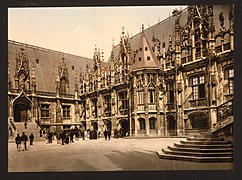 View of the neo-Gothic staircase by Henri Charles Grégoire (between 1890 and 1900).