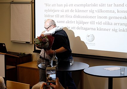 Wikimediapriset 2019 delades ut till Magnus Olsson. Prismotiveringen lyder: “För att han på ett exemplariskt sätt tar hand om nybörjare så att de känner sig välkomna, konstruktivt bidrar till att föra diskussioner inom gemenskapen framåt, samt aktivt hjälper till vid olika arrangemang på ett sätt, som gör att deltagarna känner sig inkluderade."