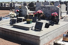 Tombe de Grégoire Leleux au cimetière de Fenain.