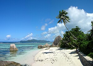 Anse Source d'Argent kumsalı (La Digue'nin en ünlü kumsalı)