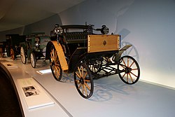 Benz Dos-á-Dos von 1899 im Mercedes-Benz-Museum