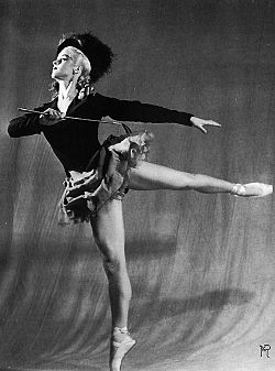Elsa-Marianne von Rosen i titelrollen i baletten Fröken Julie på Stockholmsoperan 1950.
