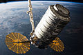 Cygnus S.S. Rick Husband przyciągany do ISS przy pomocy Canadarm2