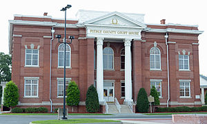 Pierce County Courthouse in Blackshear