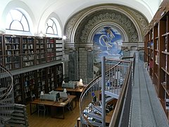 La bibliothèque de la cinémathèque.