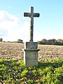 Calvaire près de la Chapelle Notre-Dame du Logou.