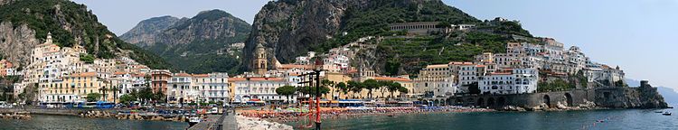 Panorama grada Amalfi