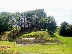 L'amphithéâtre en hémicyle, extrémité nord des tribunes