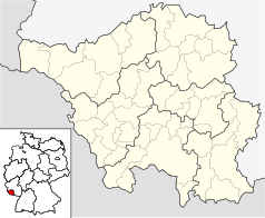 Mapa konturowa Saary, blisko prawej krawiędzi znajduje się punkt z opisem „Homburg”