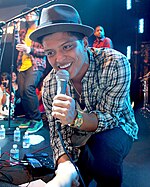 Bruno Mars se produisant à Las Vegas, Nevada, le 19 septembre 2010.
