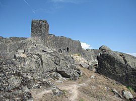 Монсантівський замок