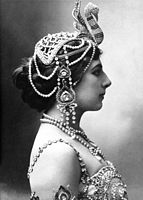 Mata-Hari, 1910