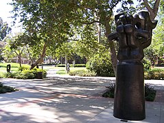 Escultura de Jacques Lipchitz.