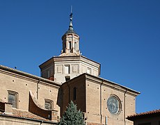 Vista del tambor y la linterna.