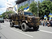 Azov 2021-ci ildə KrAZ Şrek və MRAP ilə parad keçidində