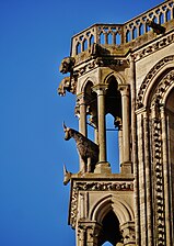 Détail d'une tour occidentale