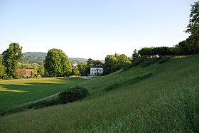 Die Brüglinger Ebene mit der Villa Merian