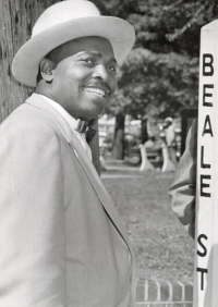 Moore in Memphis in 1957