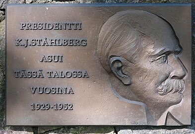 K. J. Ståhlbergin muistolaatta, 2005, Helsinki