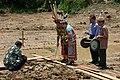 Upacara adat Dayak peletakan batu pertama pembangunan Catholic Centre Keuskupan Agung Samarinda. 1 April 2007