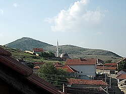 Xhamia e fshatit, 2005