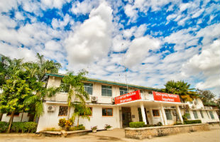 The front of the Muhimbili National Hospital in Dar es Salaam, Tanzania. 