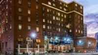 The Lord Nelson Hotel & Suites