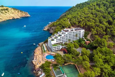 Palladium Hotel Cala Llonga - Adults Only