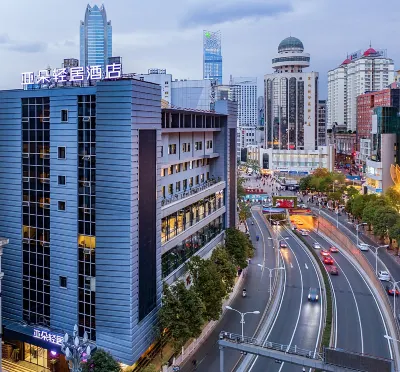 Atour Light Residence Hotel, Nanping Pedestrian Street, Kunming