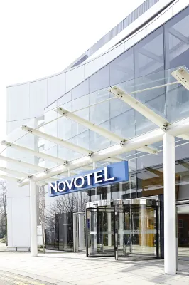 Novotel London West