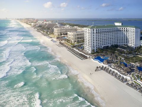 JW Marriott Cancun Resort & Spa