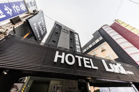 Shinchon Hotel Ludi