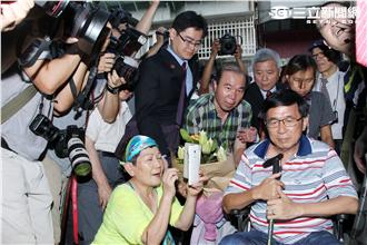 前總統陳水扁回台北出席募款餐會，搭高鐵至台北先回民生東路老家休息。（記者邱榮吉/攝影）