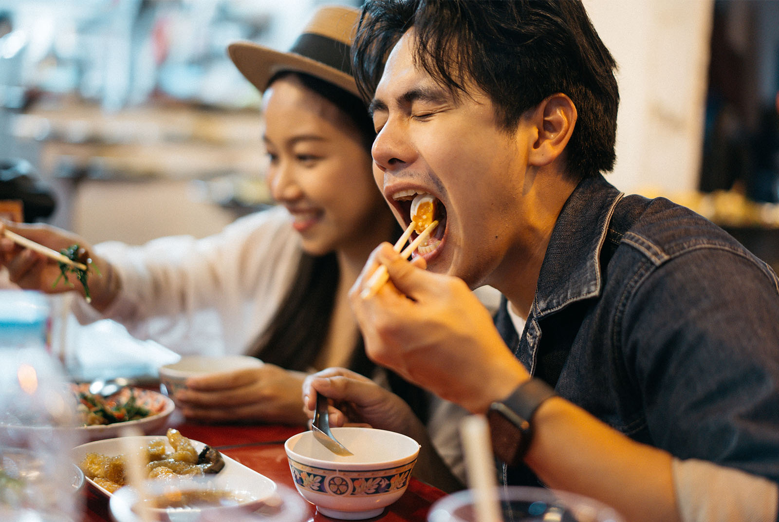 心理師揭秘「一頓飯」看出性格！12種飲食習慣，你是哪一型？