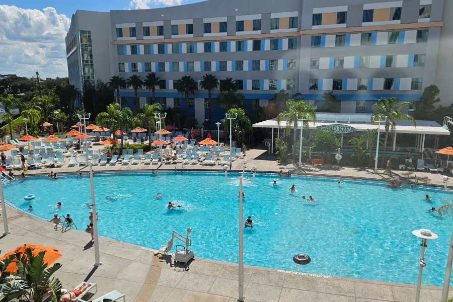 Universal’s Endless Summer Resort – Surfside Inn and Suites