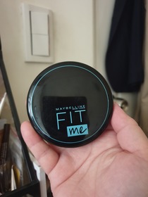 何妮妮 - MAYBELLINE 媚比琳 FIT ME反孔特霧柔焦空氣粉餅 #109 使用心得圖片