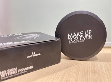 活力珊瑚 - MAKE UP FOR EVER 粉無痕柔霧輕感修片蜜粉 1.1 使用心得圖片