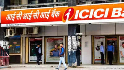 ICICI बैंक ने लॉन्च किया‘SmartLock’ सेफ्टी फीचर, बस 1 क्लिक में अकाउंट को कर सकेंगे कंट्रोल, जानें पूरी डिटेल 